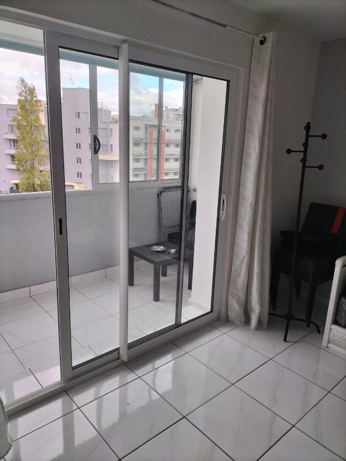 Jolie Appartement Proche Tramway Vénissieux Kültér fotó